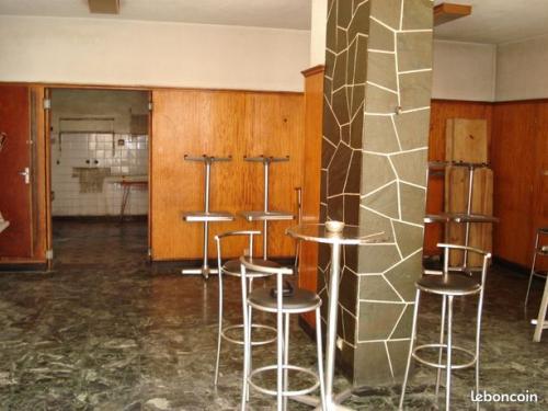 Annonce - Local commercial ancien restaurant à renover 80m² Modane/Savoie