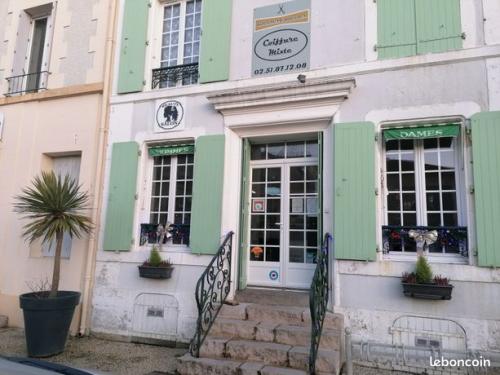 Annonce - Fond de commerce coiffure