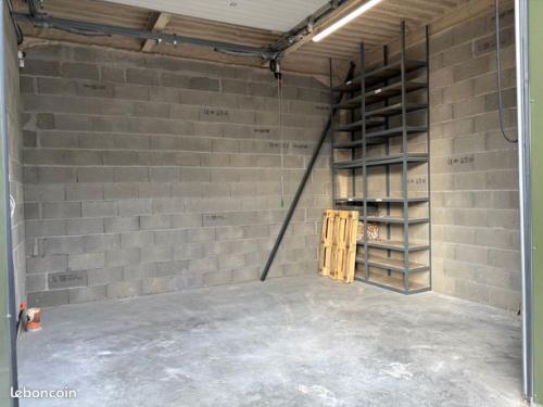 Annonce - AV - Très rare Atelier entrepôt artisanal / local industriel sécurisé - 26 M2